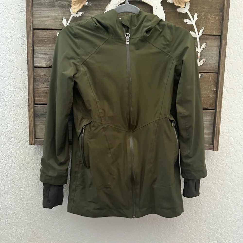 Ivivva Lululemon Girls Green Jacket Size‎ 10